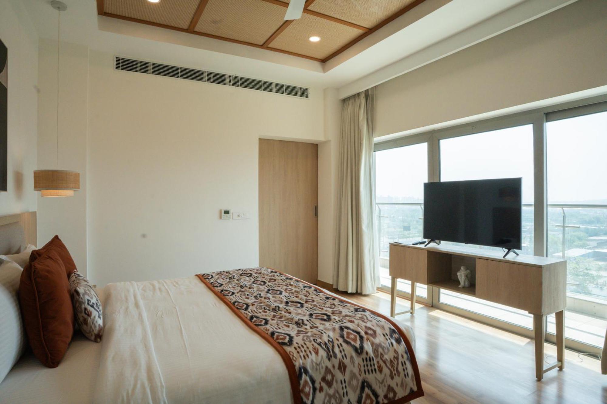 Ar Suites Klj Square 구르가온 외부 사진