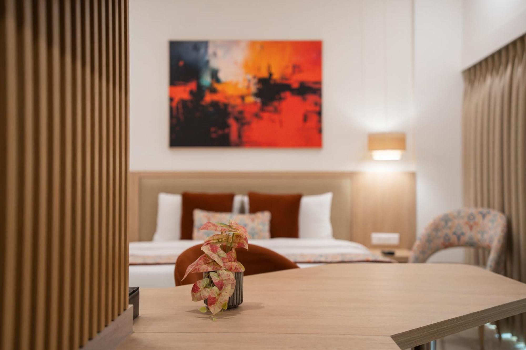Ar Suites Klj Square 구르가온 외부 사진